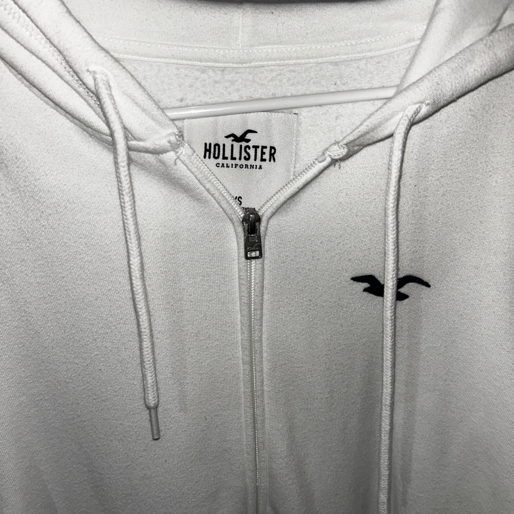 Hollister Classic White Hoodie with Logo